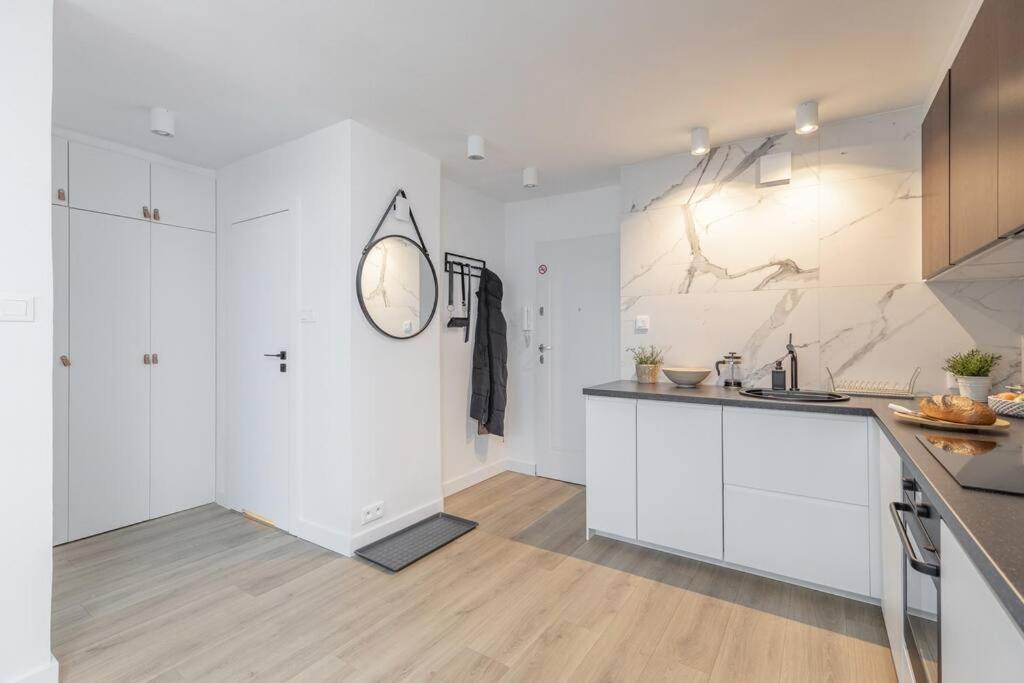 Superapart Jana Pawla Ii, Apt 302 Cozy Urban Retreat, Perfect For Couples وارسو المظهر الخارجي الصورة